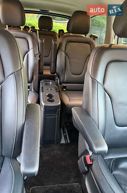 Минивэн Mercedes-Benz V-Class 2020 в 