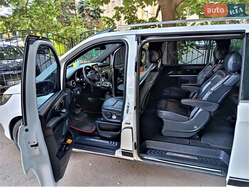 Mercedes-Benz V-Class 2015