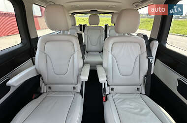 Минивэн Mercedes-Benz V-Class 2016 в 