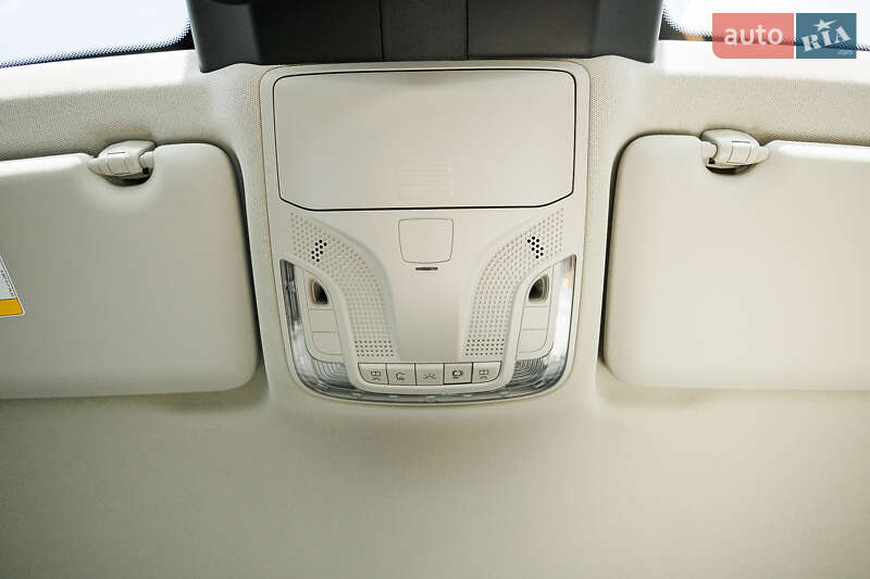 Минивэн Mercedes-Benz V-Class 2020 в Полтаве