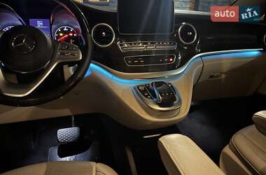 Минивэн Mercedes-Benz V-Class 2016 в 