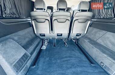 Минивэн Mercedes-Benz V-Class 2017 в 