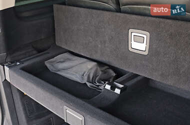 Минивэн Mercedes-Benz V-Class 2015 в 