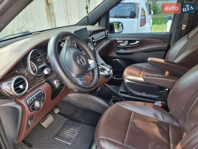 Мінівен Mercedes-Benz V-Class 2018 в Києві