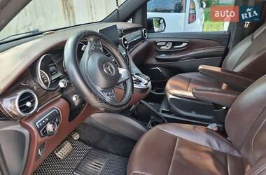 Минивэн Mercedes-Benz V-Class 2018 в 