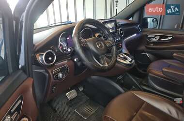 Минивэн Mercedes-Benz V-Class 2018 в 
