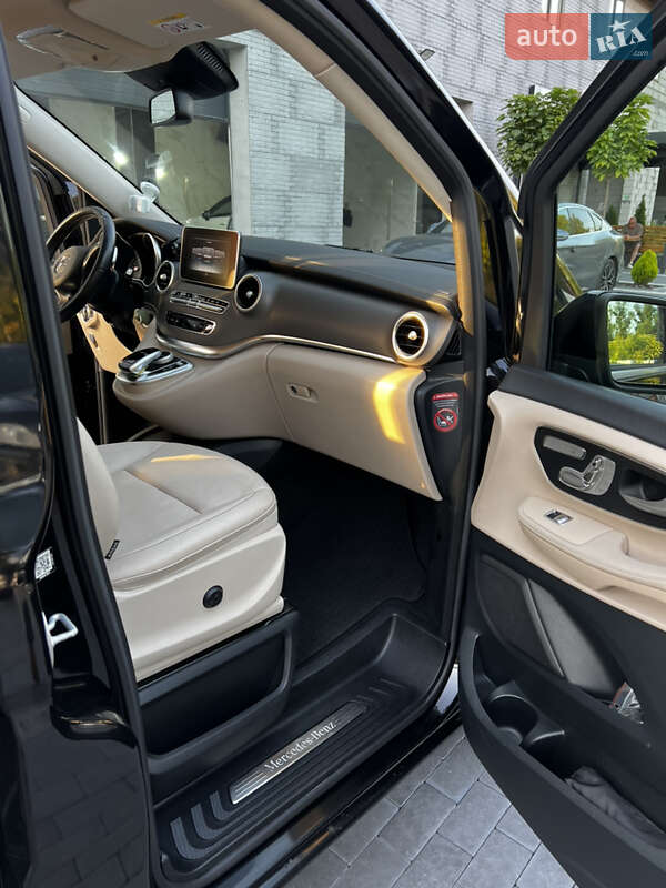 Мінівен Mercedes-Benz V-Class 2014 в Києві фото 12 Мінівен Mercedes-Benz V-Class 2014 в Києві