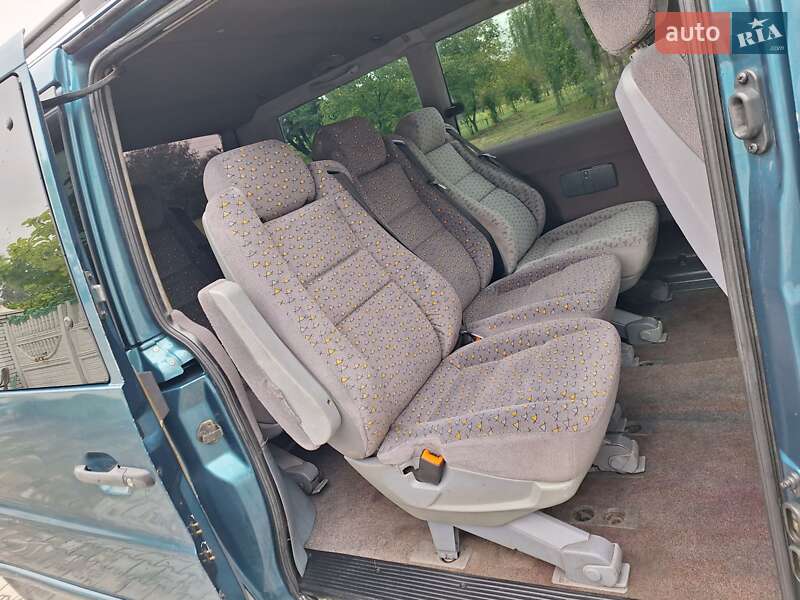 Минивэн Mercedes-Benz V-Class 2000 в Черновцах