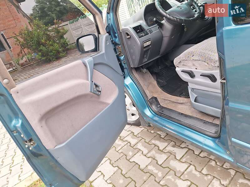 Минивэн Mercedes-Benz V-Class 2000 в Черновцах