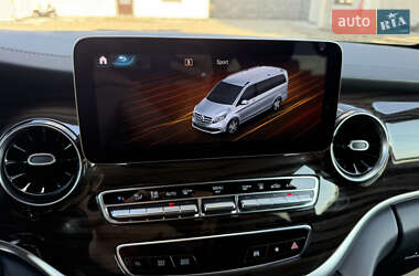 Минивэн Mercedes-Benz V-Class 2022 в 