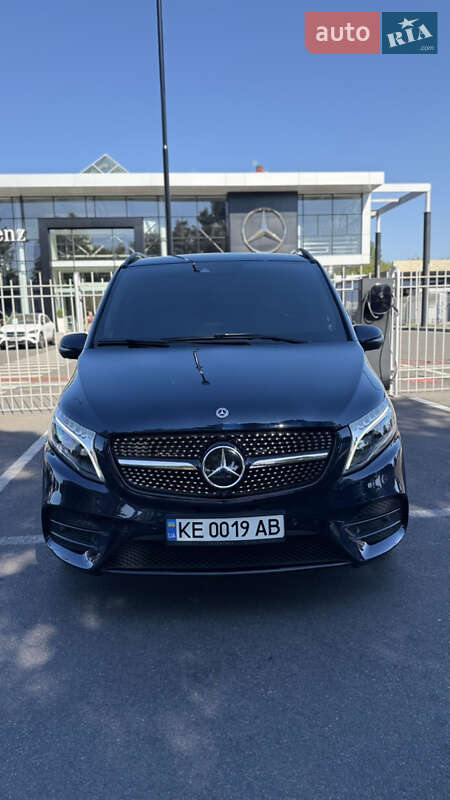 Минивэн Mercedes-Benz V-Class 2017 в Днепре фото 5 Минивэн Mercedes-Benz V-Class 2017 в Днепре