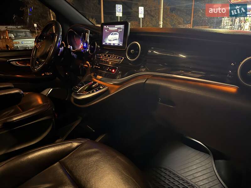 Мінівен Mercedes-Benz V-Class 2015 в Кривому Розі фото 9 Мінівен Mercedes-Benz V-Class 2015 в Кривому Розі