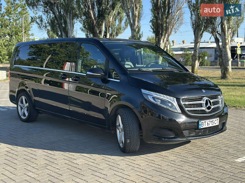 Минивэн Mercedes-Benz V-Class 2015 в Херсоне