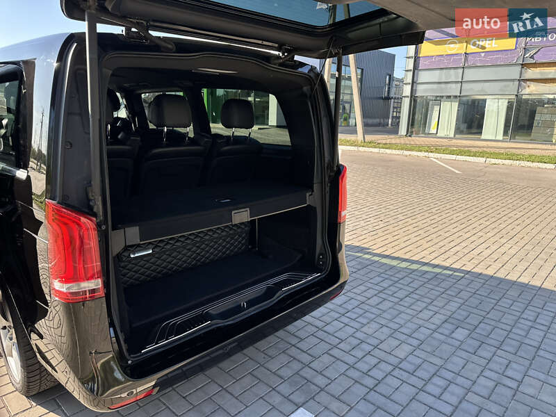 Минивэн Mercedes-Benz V-Class 2015 в Херсоне
