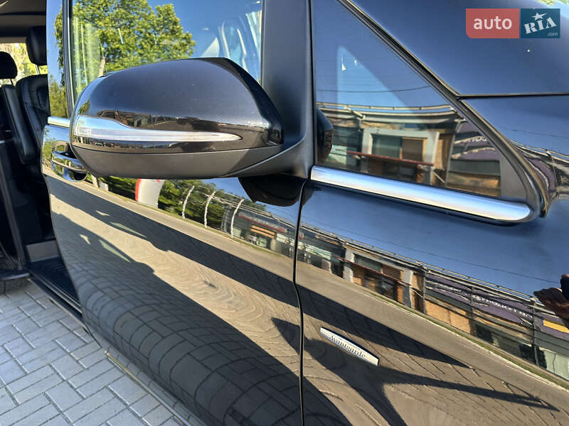 Минивэн Mercedes-Benz V-Class 2015 в Херсоне