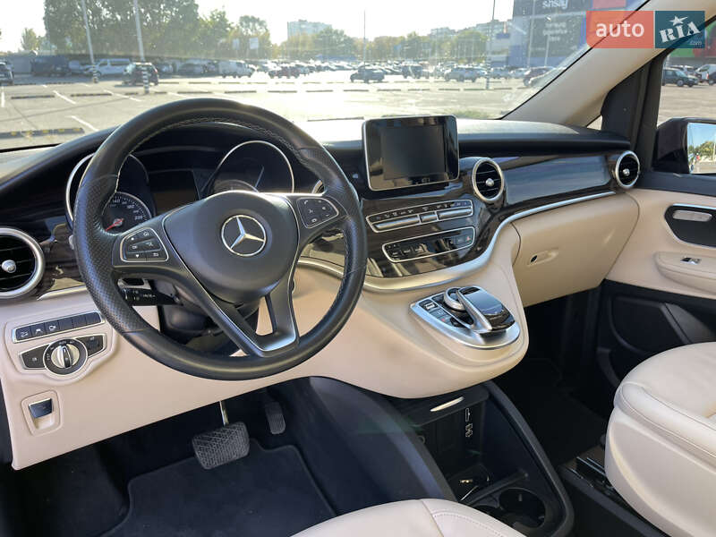 Минивэн Mercedes-Benz V-Class 2018 в Днепре фото 7 Минивэн Mercedes-Benz V-Class 2018 в Днепре