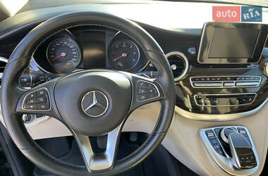 Минивэн Mercedes-Benz V-Class 2018 в 