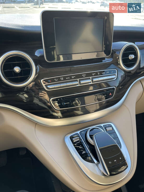 Минивэн Mercedes-Benz V-Class 2018 в Днепре фото 20 Минивэн Mercedes-Benz V-Class 2018 в Днепре