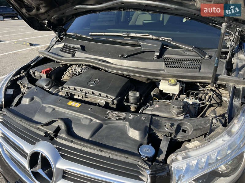 Минивэн Mercedes-Benz V-Class 2018 в Днепре фото 50 Минивэн Mercedes-Benz V-Class 2018 в Днепре