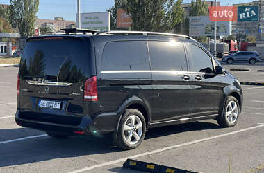 Минивэн Mercedes-Benz V-Class 2018 в 