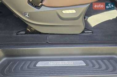 Минивэн Mercedes-Benz V-Class 2015 в 