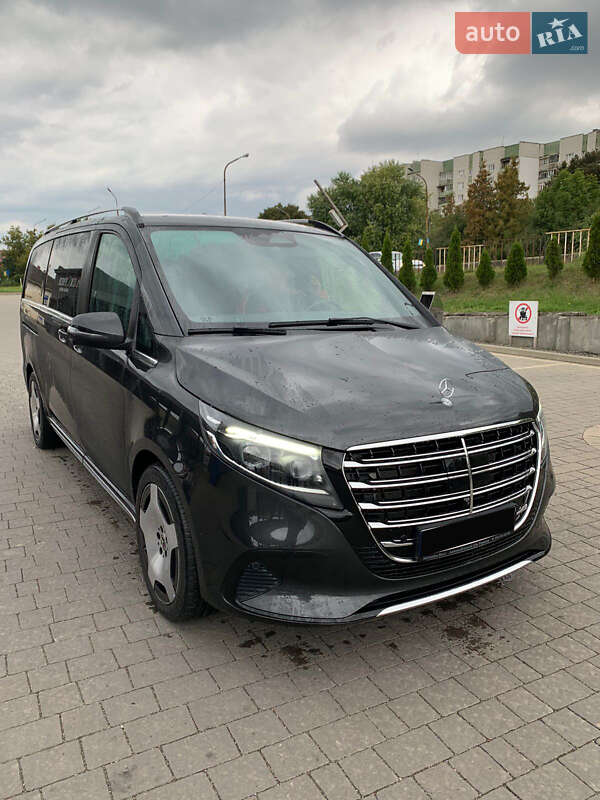 Mercedes-Benz V-Class 2024
