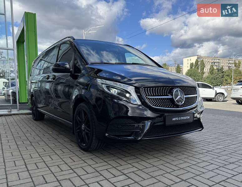 Минивэн Mercedes-Benz V-Class 2021 в Киеве