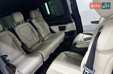 Минивэн Mercedes-Benz V-Class 2019 в 