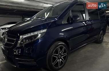 Минивэн Mercedes-Benz V-Class 2019 в 