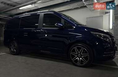 Минивэн Mercedes-Benz V-Class 2019 в 