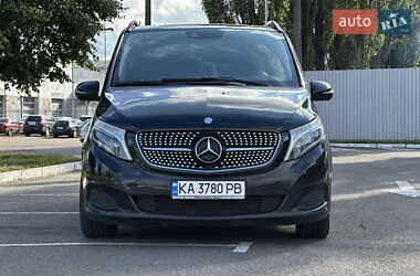 Минивэн Mercedes-Benz V-Class 2017 в 