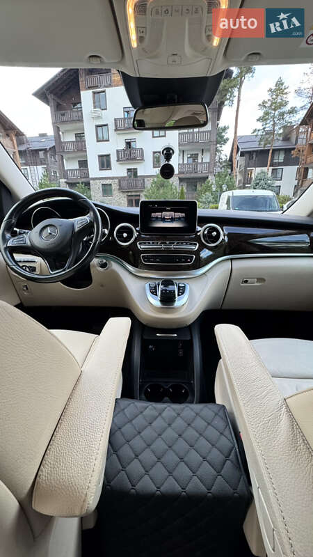 Мінівен Mercedes-Benz V-Class 2016 в Києві фото 3 Мінівен Mercedes-Benz V-Class 2016 в Києві