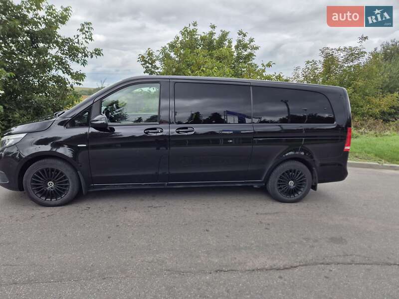 Мінівен Mercedes-Benz V-Class 2017 в Львові