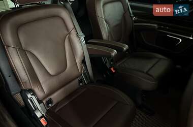 Минивэн Mercedes-Benz V-Class 2015 в 