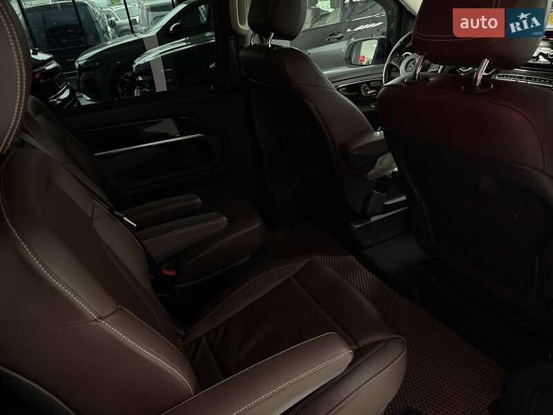 Минивэн Mercedes-Benz V-Class 2015 в Тернополе