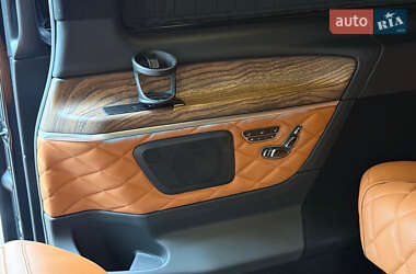 Мінівен Mercedes-Benz V-Class 2021 в 