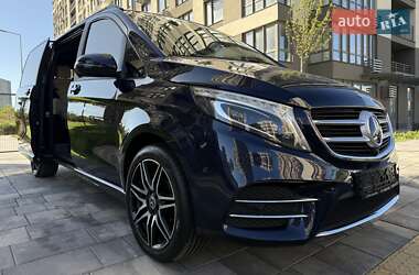 Минивэн Mercedes-Benz V-Class 2019 в 