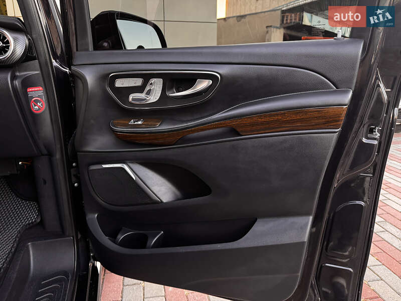 Мінівен Mercedes-Benz V-Class 2016 в Харкові фото 19 Мінівен Mercedes-Benz V-Class 2016 в Харкові