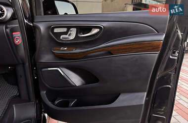 Минивэн Mercedes-Benz V-Class 2016 в 