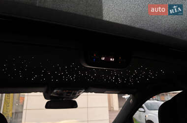 Минивэн Mercedes-Benz V-Class 2016 в 
