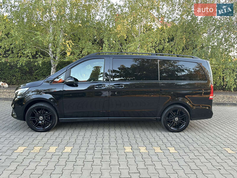 Минивэн Mercedes-Benz V-Class 2023 в Одессе