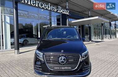 Минивэн Mercedes-Benz V-Class 2024 в 