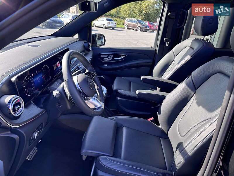 Минивэн Mercedes-Benz V-Class 2024 в Львове