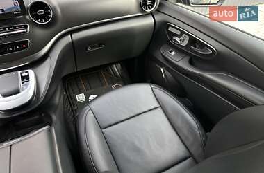 Минивэн Mercedes-Benz V-Class 2020 в 