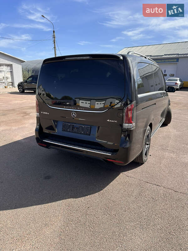 Минивэн Mercedes-Benz V-Class 2024 в Житомире