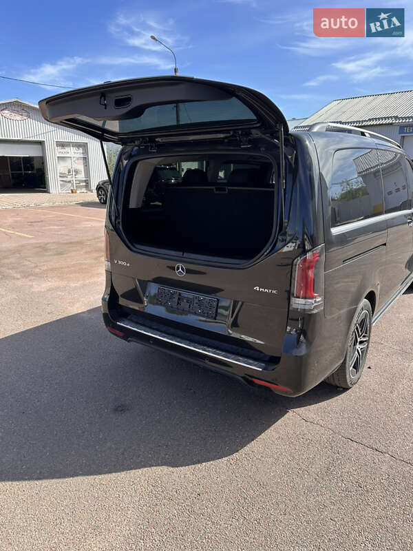 Минивэн Mercedes-Benz V-Class 2024 в Житомире