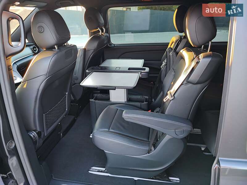 Минивэн Mercedes-Benz V-Class 2021 в Черновцах