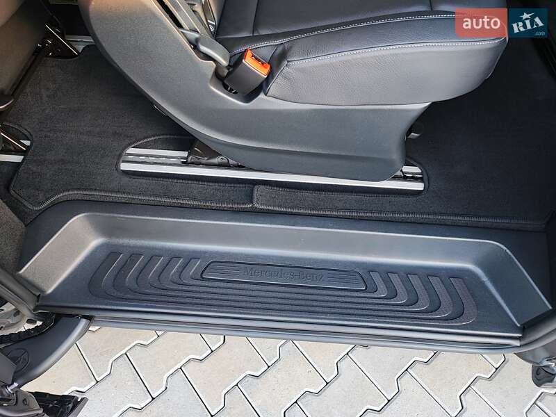 Минивэн Mercedes-Benz V-Class 2021 в Черновцах