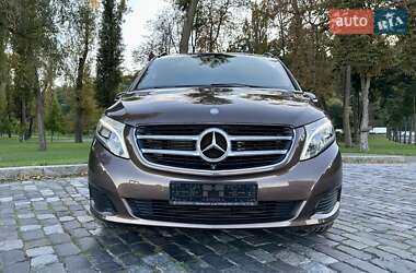 Минивэн Mercedes-Benz V-Class 2016 в 