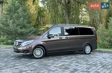Минивэн Mercedes-Benz V-Class 2016 в 